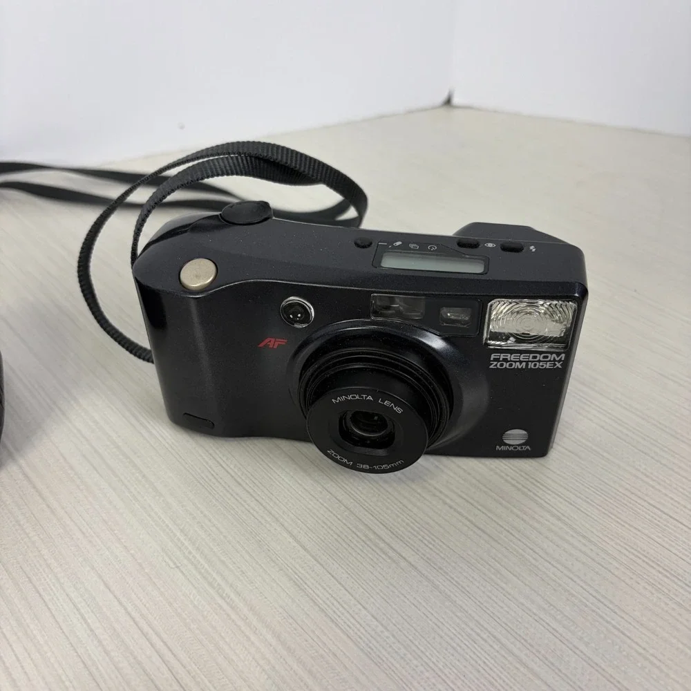 Lot Of 4 Cameras For PARTS OR REPAIR ONLY (Read Description)